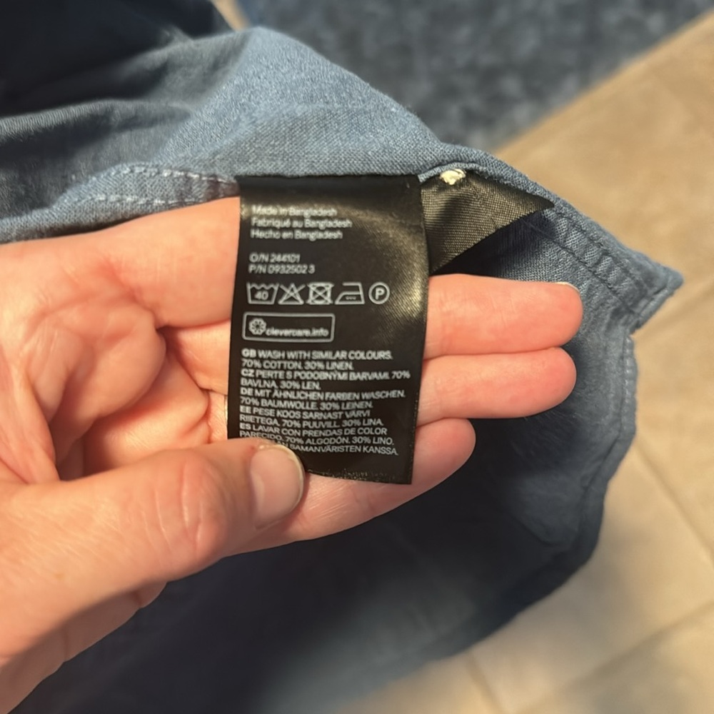 H&M button up - Picture 4 of 4